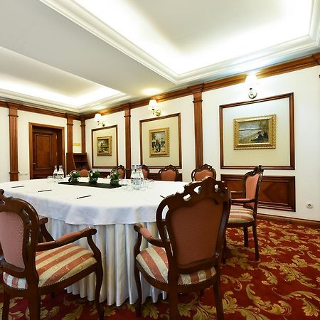 Hotel Belvedere Brăila Buitenkant foto