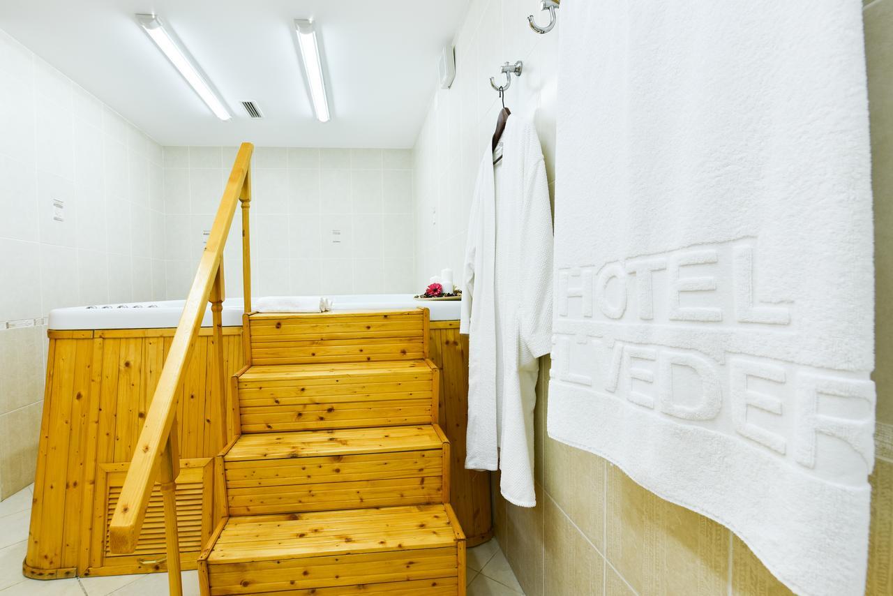Hotel Belvedere Brăila Buitenkant foto