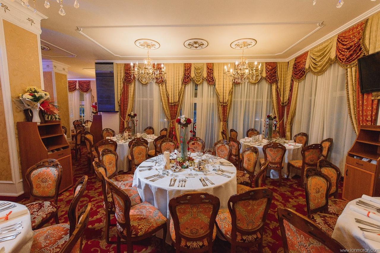 Hotel Belvedere Brăila Buitenkant foto