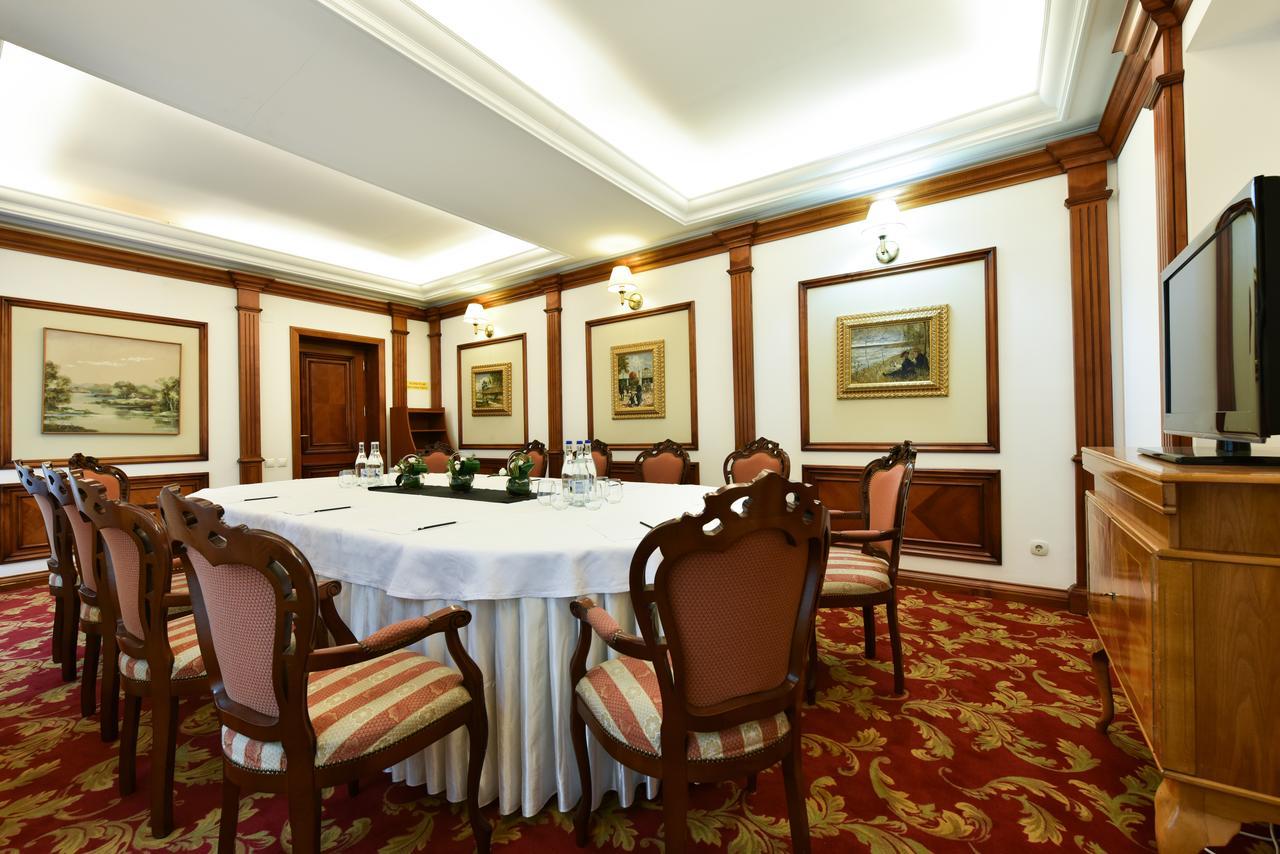 Hotel Belvedere Brăila Buitenkant foto