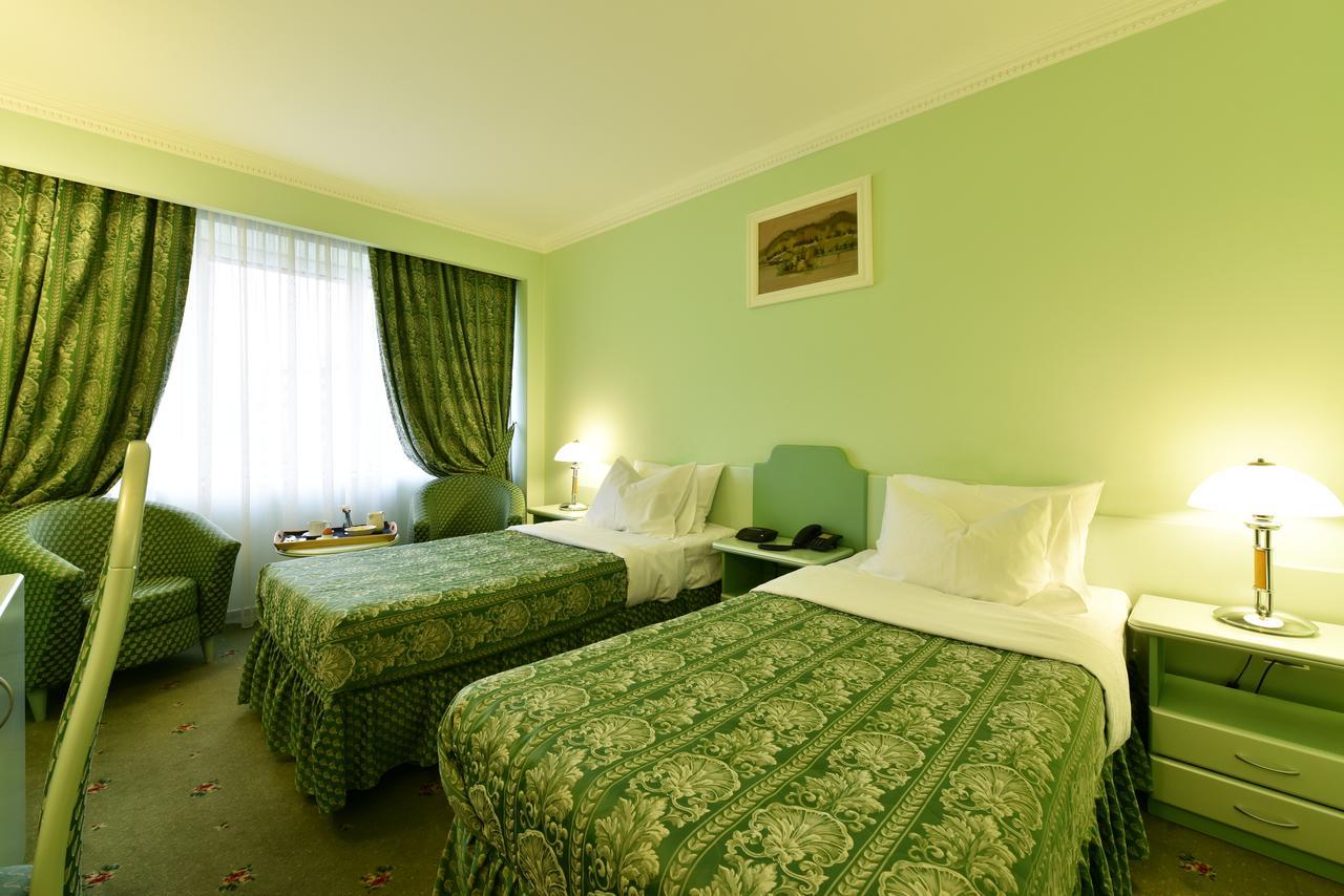 Hotel Belvedere Brăila Buitenkant foto